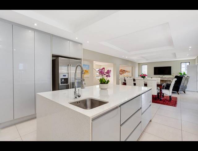 3 BEDROOM PROPERTY TO RENT IN BRYANSTON